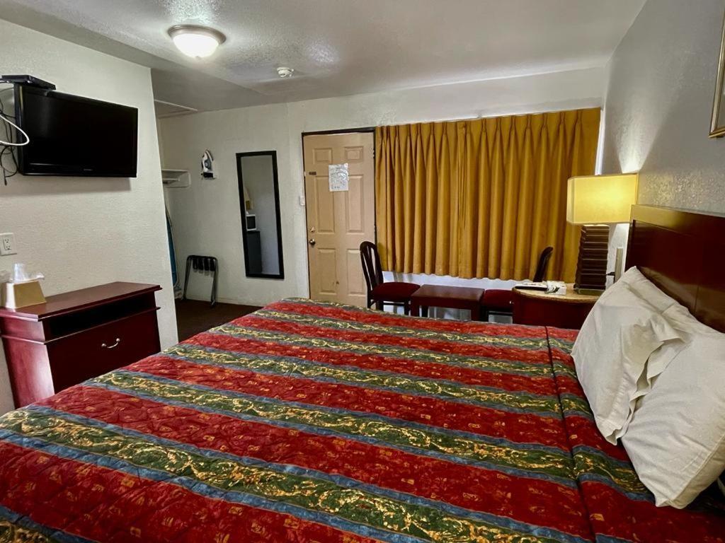 Motel Desert